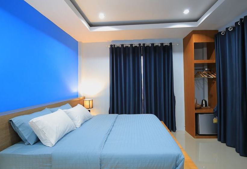 Hotel Baan Oshi Beach