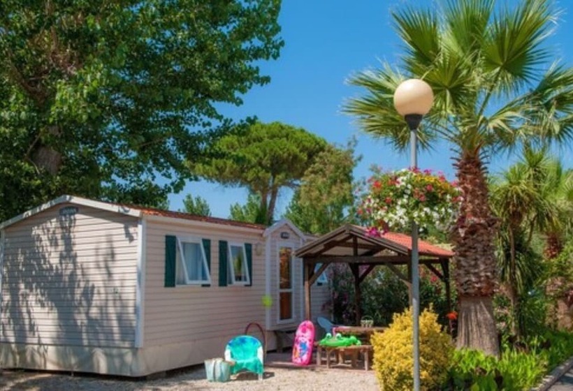 בית מלון כפרי Camping & Spa Cap Soleil