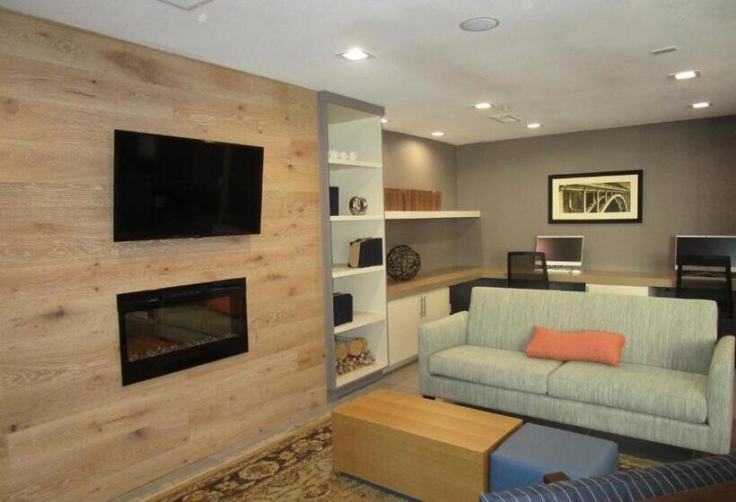 Отель Country Inn & Suites By Radisson, Lubbock Southwest, Tx