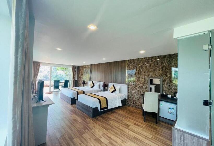 هتل Dalat Wonder  Resort