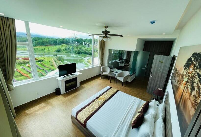 هتل Dalat Wonder  Resort