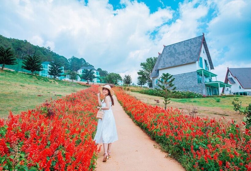 هتل Dalat Wonder  Resort