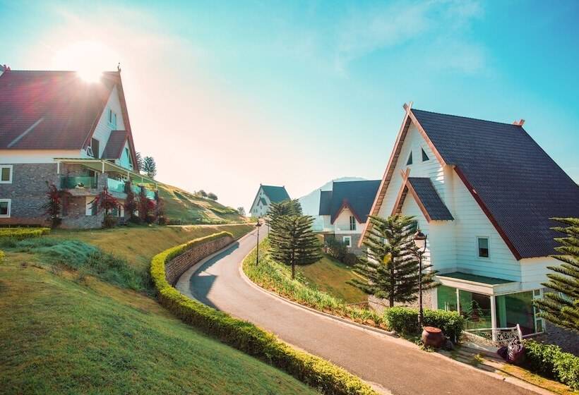 هتل Dalat Wonder  Resort