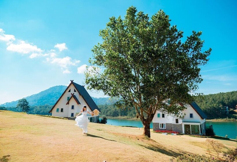 هتل Dalat Wonder  Resort