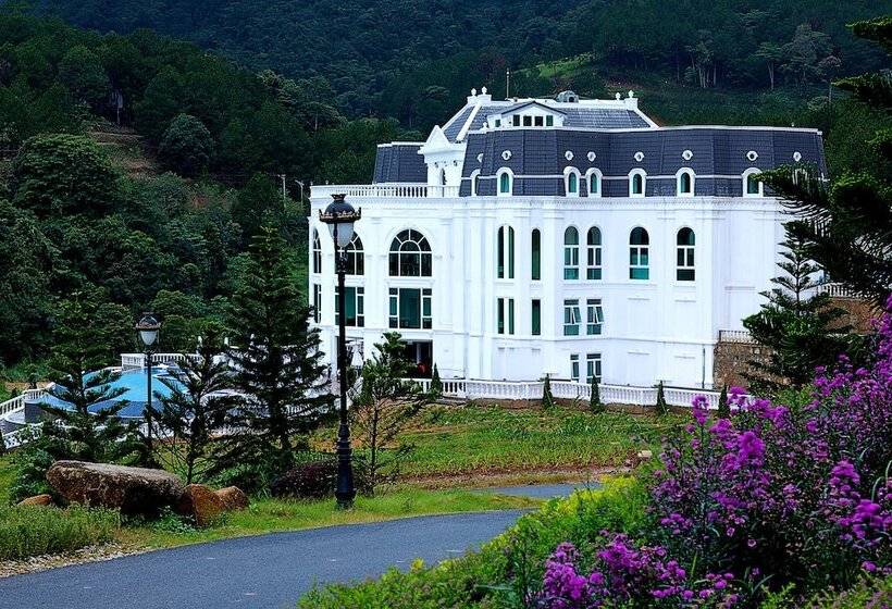 هتل Dalat Wonder  Resort