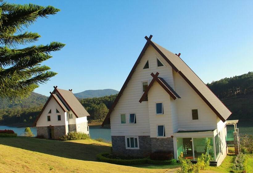 هتل Dalat Wonder  Resort