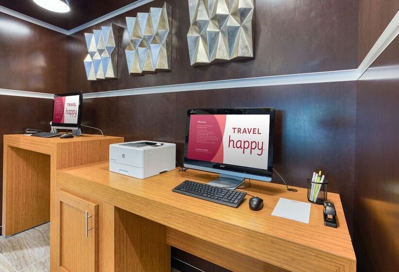 호텔 Drury Inn & Suites Cincinnati Northeast Mason