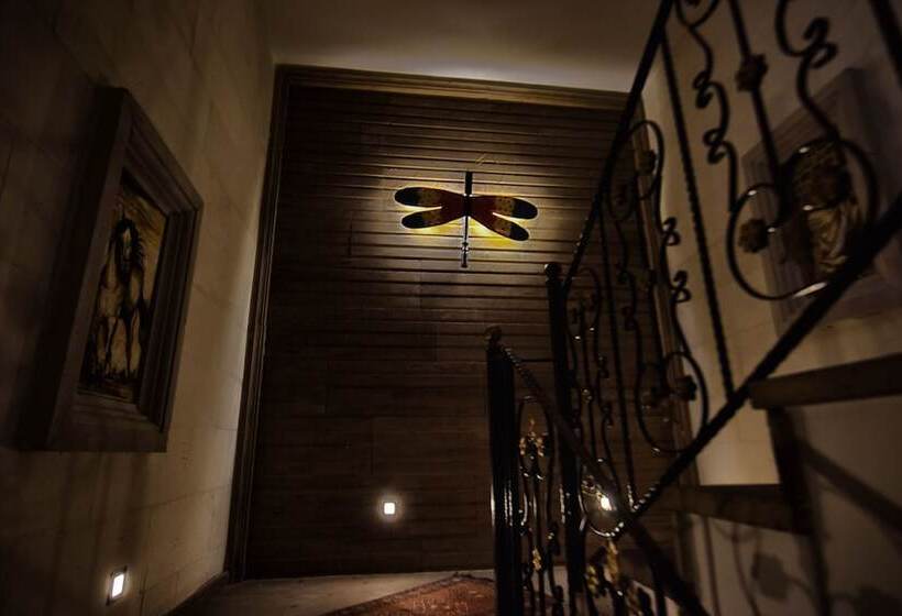 فندق El Nazar Stone Suite