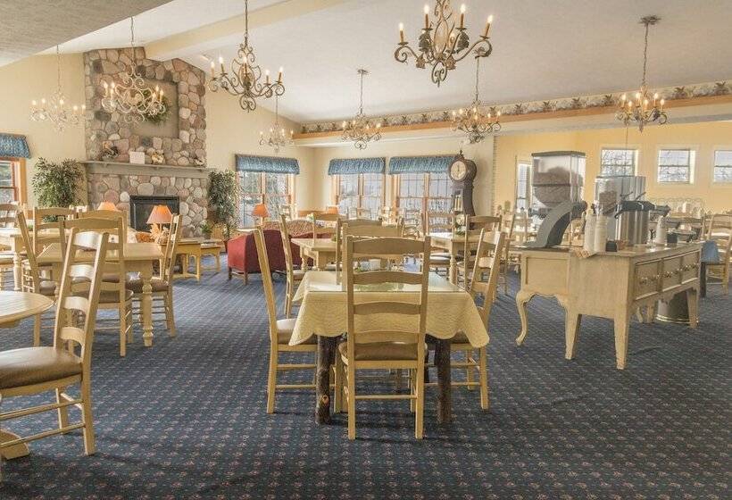 Отель Essenhaus Inn & Conf. Center