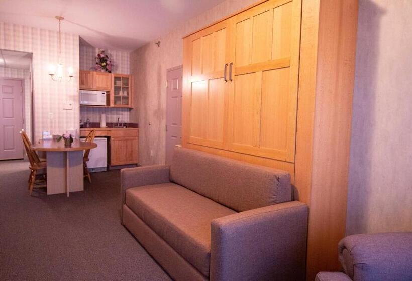 فندق Essenhaus Inn & Conf. Center