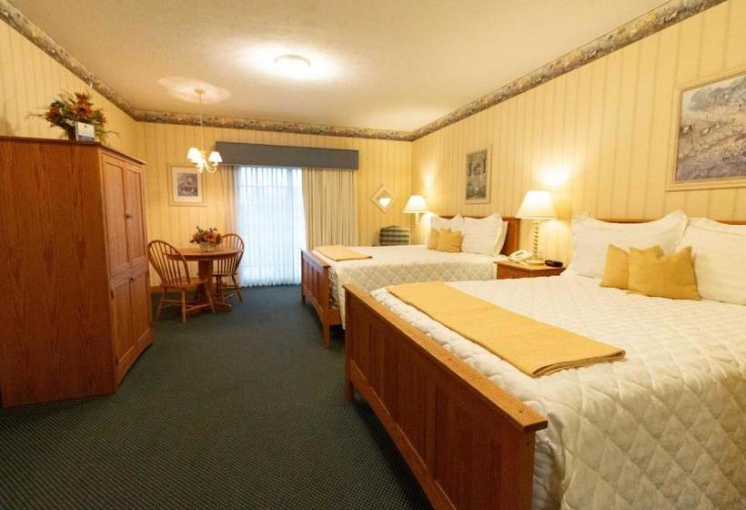 Отель Essenhaus Inn & Conf. Center