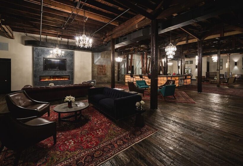 فندق Gunrunner Boutique