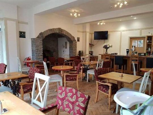 ホテル Gwesty Seren