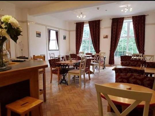 ホテル Gwesty Seren