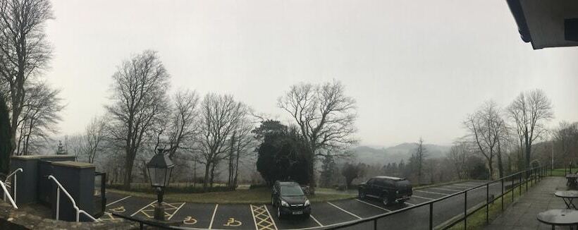 ホテル Gwesty Seren