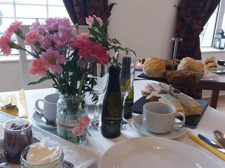 ホテル Gwesty Seren