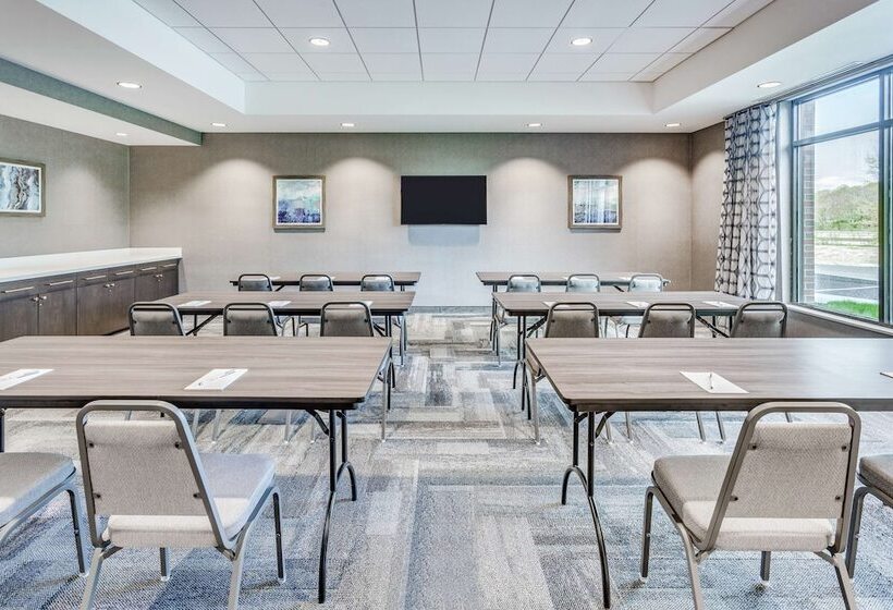 فندق Hampton Inn & Suites Kittery Portsmouth