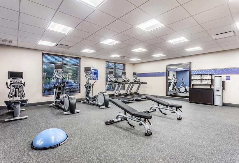 فندق Hampton Inn & Suites Kittery Portsmouth