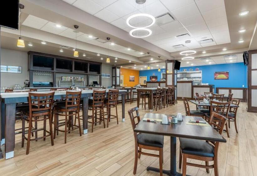 ホテル Holiday Inn & Suites   Jefferson City, An Ihg