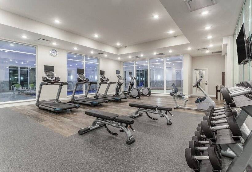 ホテル Holiday Inn & Suites   Jefferson City, An Ihg