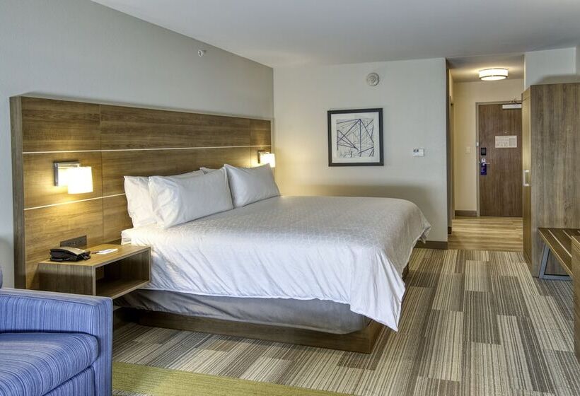 Отель Holiday Inn Express & Suites Omaha Downtown Airport, An Ihg