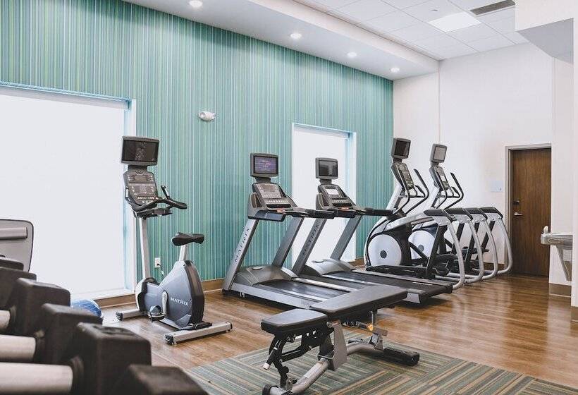 Отель Holiday Inn Express & Suites Omaha Downtown Airport, An Ihg