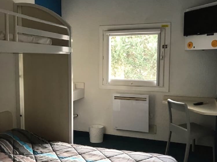 ホテル Hôtel Class Eco 78