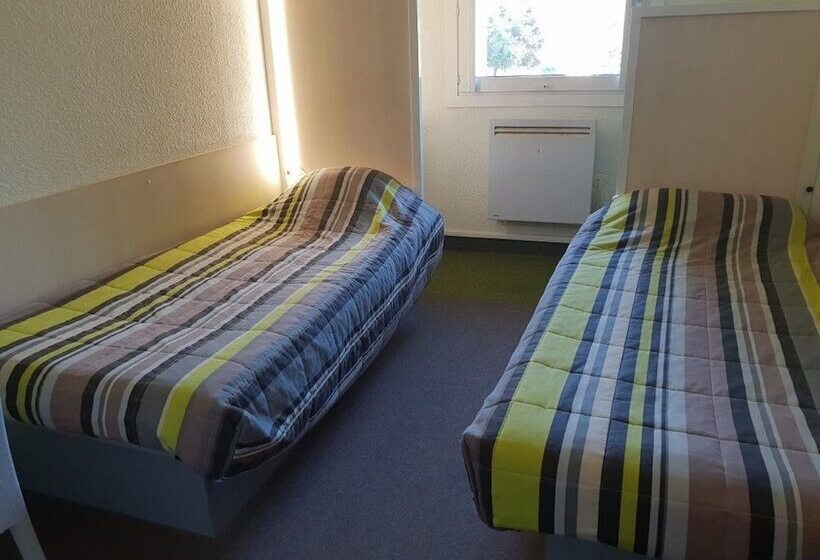 ホテル Hôtel Class Eco 78