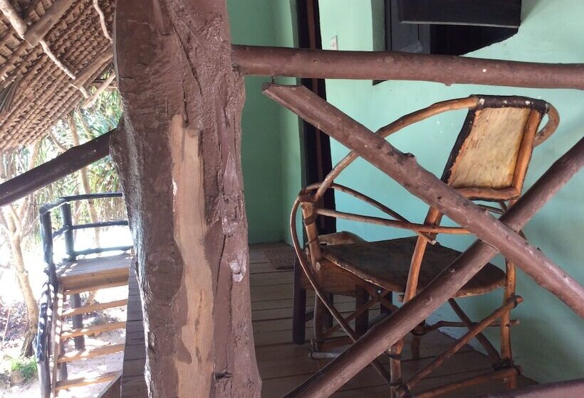 هتل Kajibange Bar And Guesthouse