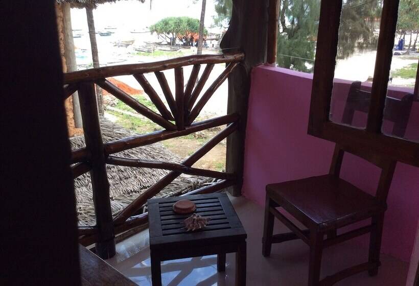 هتل Kajibange Bar And Guesthouse