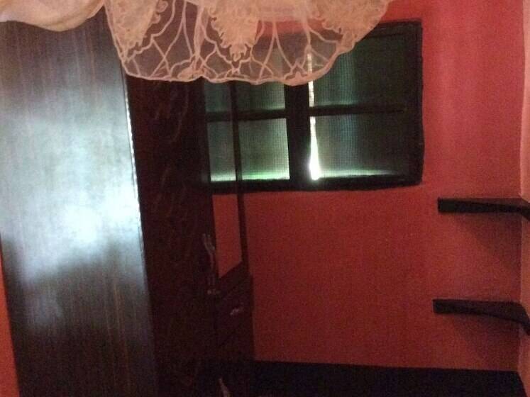 هتل Kajibange Bar And Guesthouse