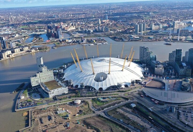 هتل London City Airport