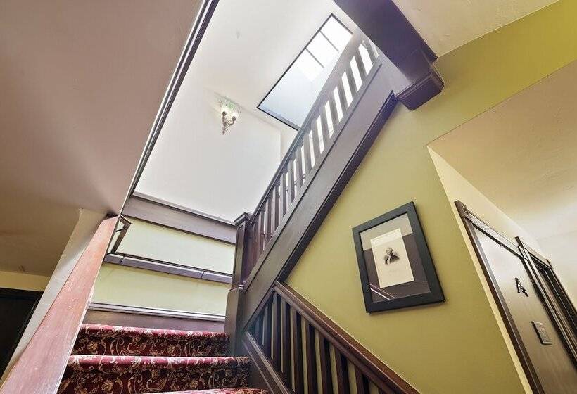 National Hotel Jackson