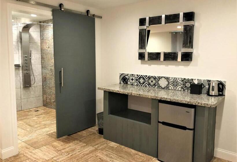 فندق Retreat At Crystal Manatee