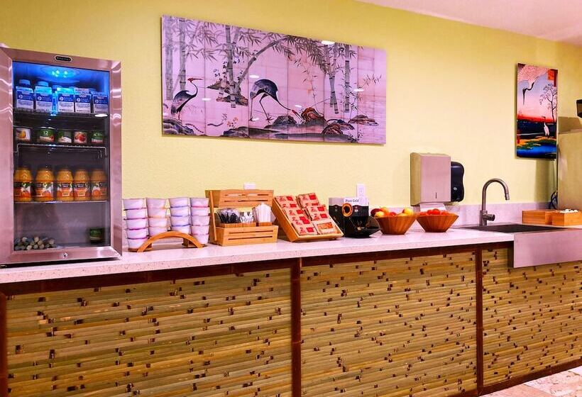 فندق Retreat At Crystal Manatee