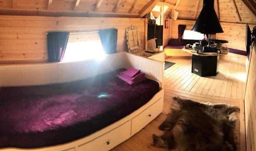 בית מלון כפרי Elton Barn Fishery & Retreat