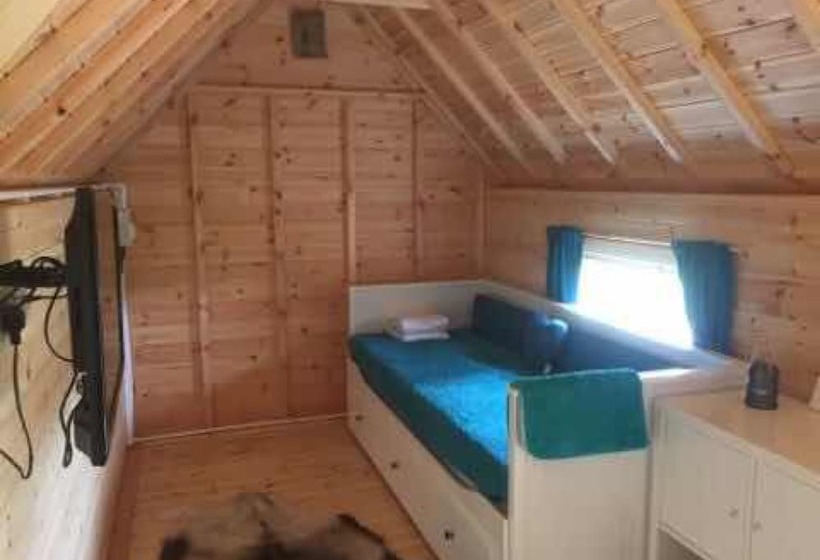 בית מלון כפרי Elton Barn Fishery & Retreat