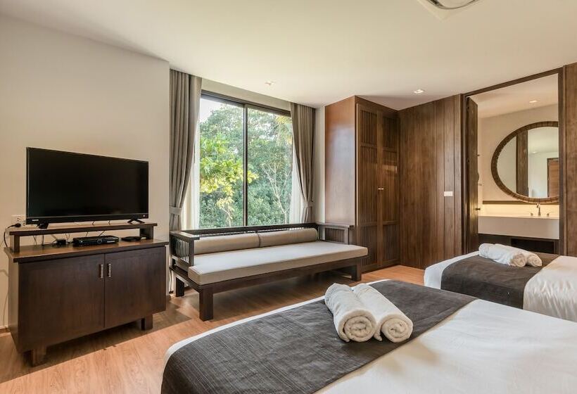 Hotel Saai Resort