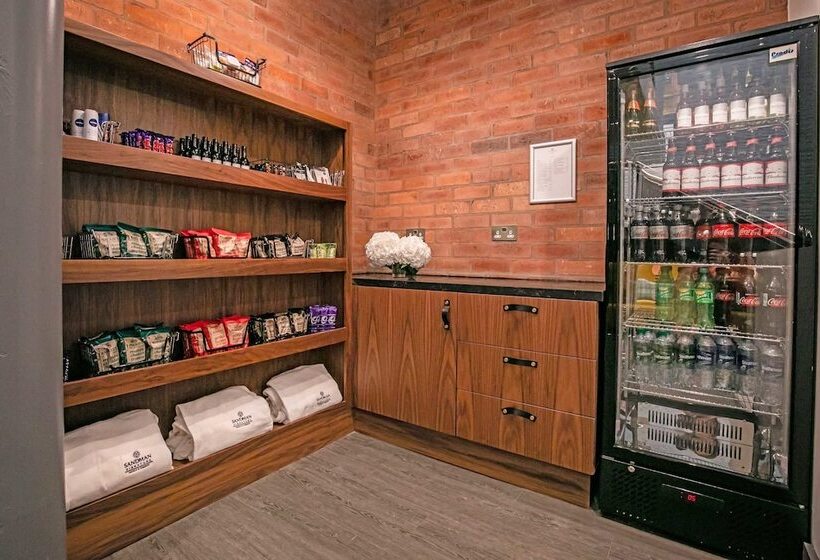 Sandman Signature Aberdeen Hotel & Spa