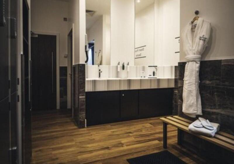 Sandman Signature Aberdeen Hotel & Spa