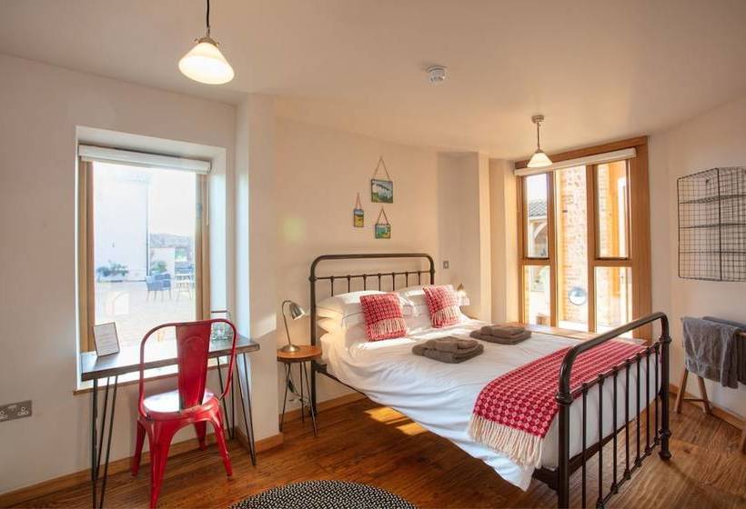 فندق The Flint Barns