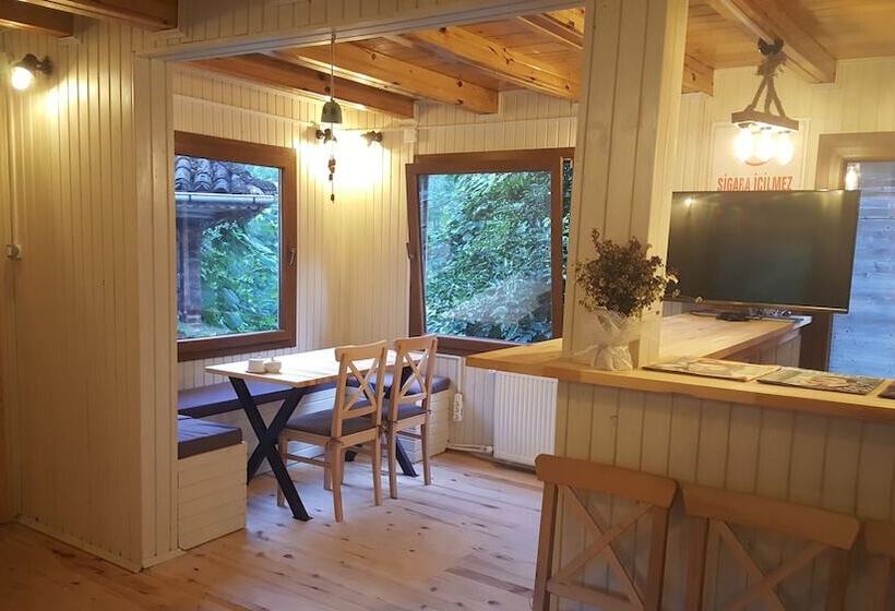 בית מלון כפרי Ufuk Pansiyon Vice