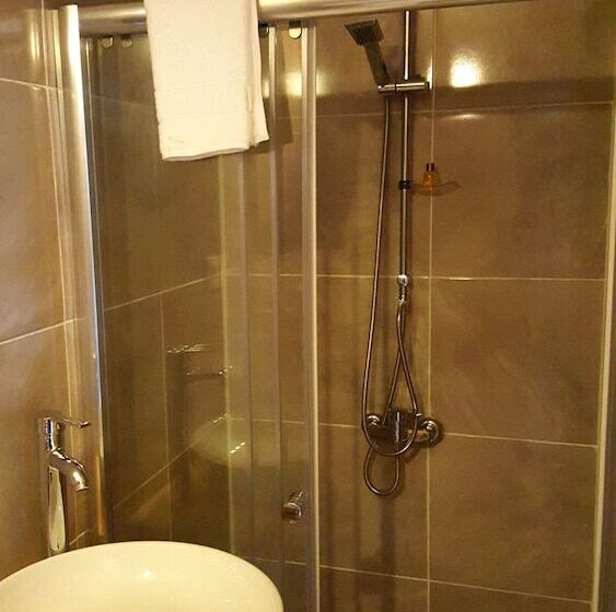 בית מלון כפרי Ufuk Pansiyon Vice