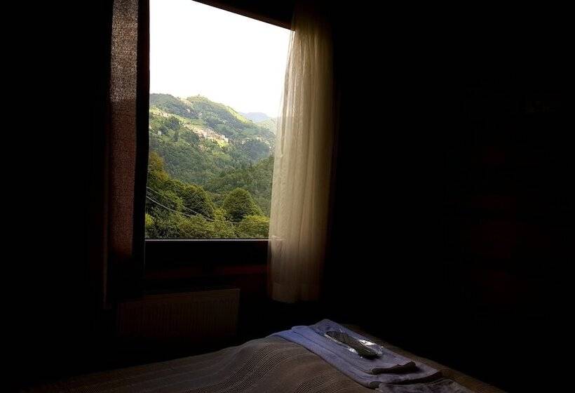 בית מלון כפרי Ufuk Pansiyon Vice