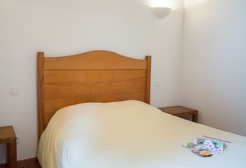 Отель Village De Vacances De La Canourgue