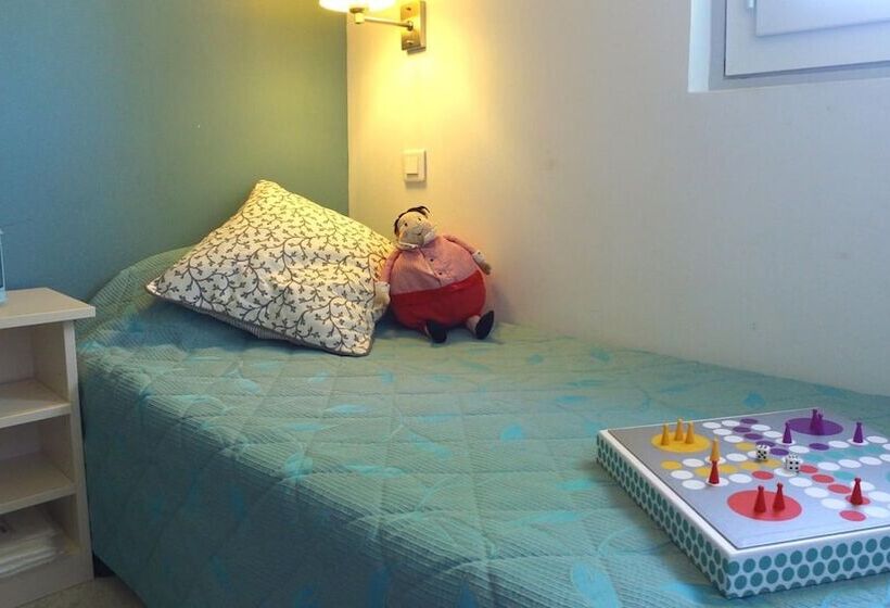 Отель Vvf Drôme Provence, Montbrun Les Bains