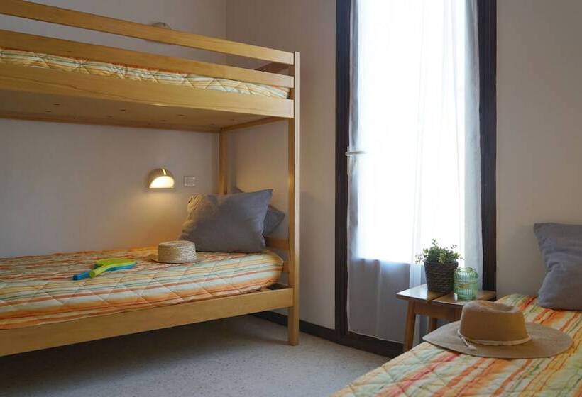 ホテル Vvf Luberon Provence, Murs