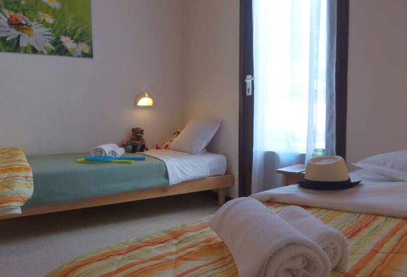 ホテル Vvf Luberon Provence, Murs