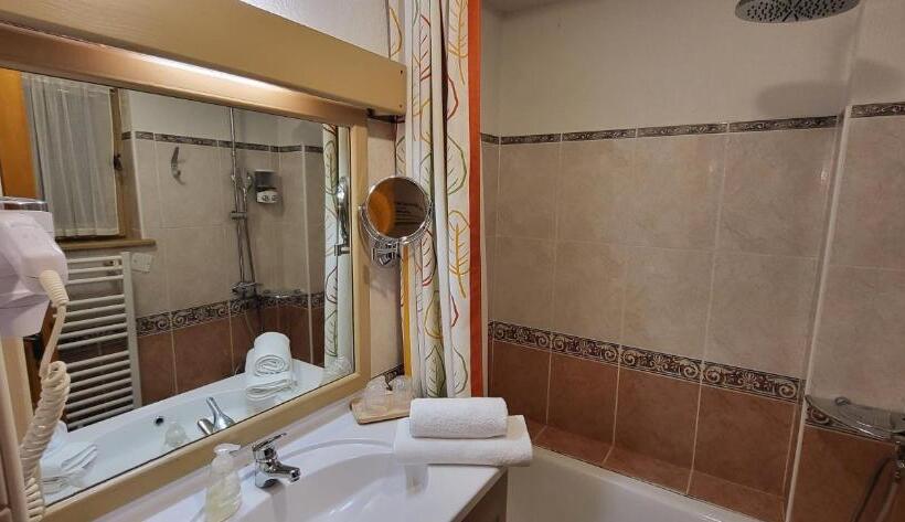 Locations Appartements & Chalets   Village Piéton, Vue Glaciers