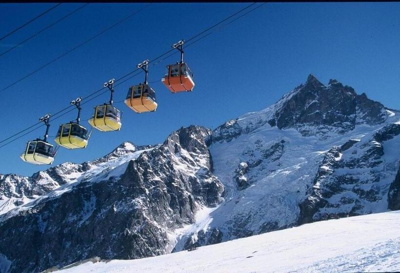 Locations Appartements & Chalets   Village Piéton, Vue Glaciers